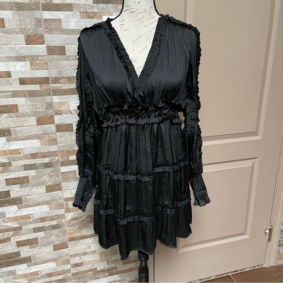 𝅺OPT ONE PRETTY TIME Tianna Mini Dress XL Black Pleated Ruffle Tiered Silky - Picture 6 of 16